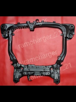 Subchasis de suspensión delantera Kia Rondo 2007-2012 cuadro travesaño 2,4 L 4 cilindros recon Foto 1 de 4