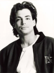 FOTO KINO SCHAUSPIELER RICHARD GRIECO SILBERABZUG HD 24x18 CM - Bild 1 von 2