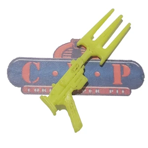 GI Joe Cobra Eels v2 1992 Trident Harpoon Gun Weapon Part accessory Hasbro - Picture 1 of 1