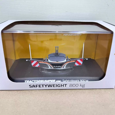 UH6785 1:32 Safety Weight 800Kg Kubota Tractor Front Bumper Counterweight Model - Image 1 of 2