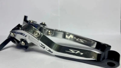 Leve Regolabili Freno CNC Argento per Honda SH 125 150 300 350 dal 2010 al 2025 - Immagine 1 di 4