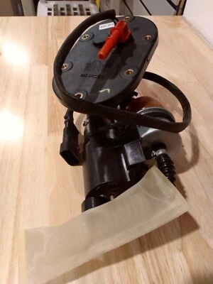 Bomba de combustible Moto Guzzi 2B000492, 2B009140 V7 y V9 Foto 1 de 4