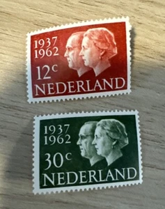 NETHERLANDS , 1962 , SILVER WEDDING ANNIV. , SET OF 2 STAMPS, MNH - Picture 1 of 1