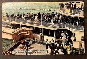 Brooklyn NY Crowds getting on Excursion Boat to Coney Island SHIPS FREE - Picture 1 of 2