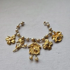 Vtg Gold Tone Charm Bracelet Flower Tennis Player Clock Four Leaf Clover Horse - Picture 1 of 12
