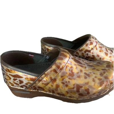 Zuecos Sanita The Original Daneses Colección Profesional Estampado Animal 39 Enfermera Foto 1 de 4