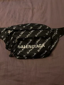 Balenciaga Black And White Gradient Logo Printed Nylon Wheel Beltpack - Picture 1 of 4