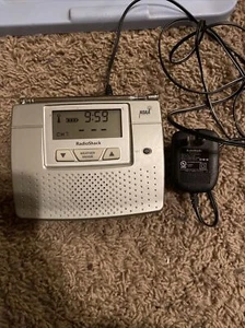 Radio Shack Weather Radio NOAA With Alarm Clock 12-260 Public Alert Tested 3 - Picture 1 of 4