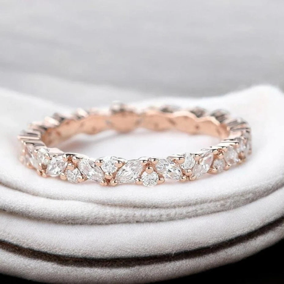 Винтажное круглое обручальное кольцо маркиза из муассанита с пластиной из розового золота 14 карат с вечностью - Изображение 1 из 3
