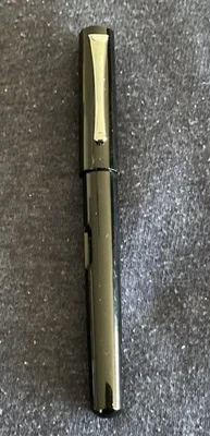 Pluma Estilográfica Speedball Negra - 1.1 Plumín Foto 1 de 4