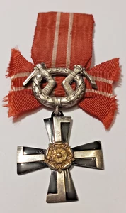 *Finlandia * Guerra de Invierno* Cruz de la Libertad -4clase-1939*con espadas *Para valentía* RARO - Imagen 1 de 2