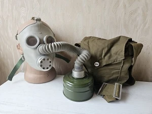 Soviet Era Gas Mask GP-5 Complete: Gas Mask, Filter, Carry Bag Russian Size-4 - Picture 1 of 24