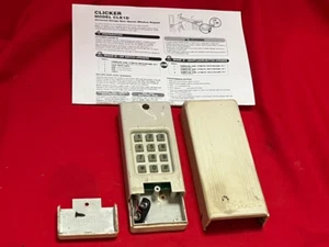 Chamberlain CLK1D Clicker Universal Wireless Keyless Garage Door Entry Key Pad - Picture 1 of 4