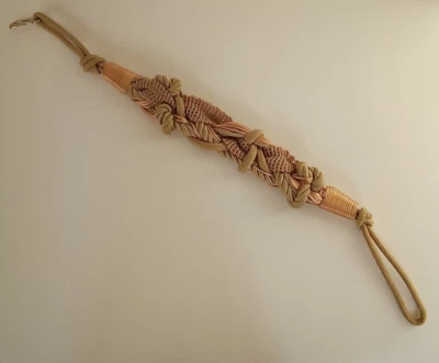 Fecho de gancho feminino vintage bege/tom dourado trançado corda cintura 29" de comprimento - Imagem 1 de 4