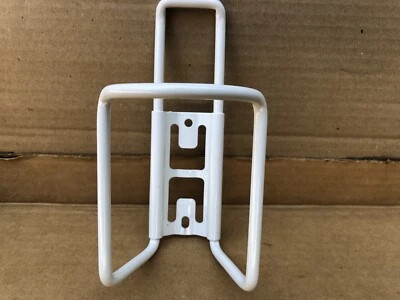 Nova gaiola de garrafa de água branca de alumínio Zefal - Imagem 1 de 4