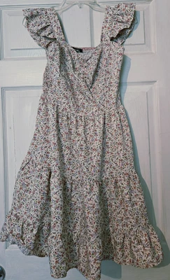 Women's Fashion Floral Ruffle Dress/ US Size S Women's Apparel/Dress - Image 1 of 4
