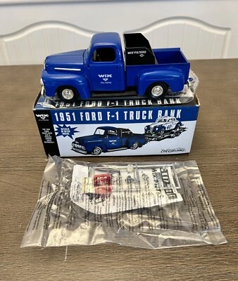 ERTL - Filtros Wix - Banco de camioneta Ford F-1 1951 - escala 1:25 Foto 1 de 4