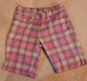 Women's Size 4 Nike Golf Tour Performance Pink Plaid Shorts Excellent Condition - Picture 1 of 3