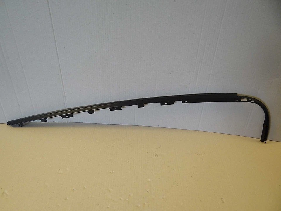 Moldura para ventana Porsche Panamera 97053648207A78 Foto 1 de 1