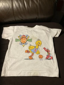 Vintage Sesamstraße 2 auf 2 Basketball Kurzarm Kleinkind Größe 3T fleckig - Bild 1 von 8