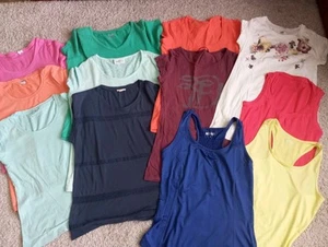 Bekleidungspaket T-Shirts Gr.S 36/38 - Bild 1 von 1