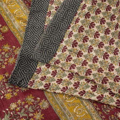 Saris Sánscriti Vintage Tela Marfil y Rojo Lana Pura Estampado Floral 5+YD Sari Foto 1 de 4