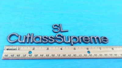 Original Vintage PLASTIC Car Emblem OLDSMOBILE CUTLASS SUPREME SL - Image 1 of 3
