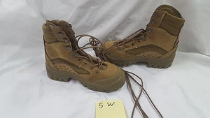 BOTAS DE SENDERISMO DE COMBATE MILITARES PARA CLIMA CÁLIDO BATES VIBRAM 5W FC21-2 - Imagen 1 de 3