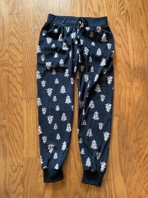 Pantalones negros para mujer talla pequeña para dormir/salón con árboles de Navidad con estampado de guepardo.  NUEVO Foto 1 de 4