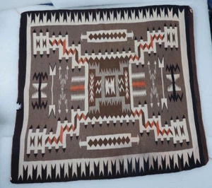 TAPPETO NAVAJO AMERICANO SUD-OVEST INDIANO FATTO A MANO 36 X 36 DESIGN MODELLO TEMPESTA - Foto 1 di 18