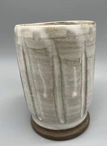 C G Pottery Studio Pottery Ceramic Toothbrush Holder White Brown Glaze 4.5” EUC - Picture 1 of 10