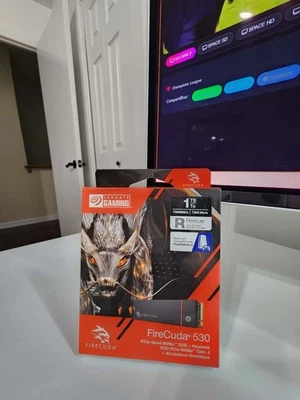 Seagate - FireCuda 530R 1TB Internal SSD PCIe Gen 4 x4 NVMe with Heatsink for... - Image 1 of 3