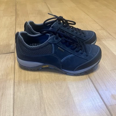 Dansko Paisley Waterproof Sneaker Women's Sz 7 Hiking Trail Walking Shoe Sneaker - Image 1 of 4