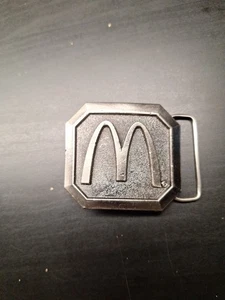 Hebilla de cinturón McDonald’s 1978 vintage. - Imagen 1 de 8