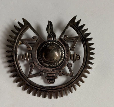 VINTAGE MEXICO SILVER SUNBURST PENDANT 2.5” - image 1 of 4