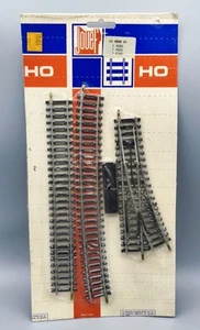 HO Jouef 4085 Aiguillage manuel + 4925 Rail L. 225mm + 4740 Rail droit 218mm - Imagen 1 de 2