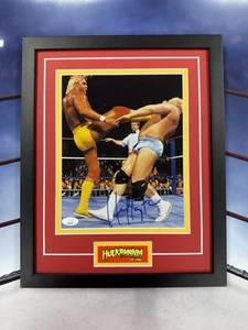 Hulk Hogan Signed 8x10 Photo Jsa Auto Custom Framed WWF Wrestling - Picture 1 of 4