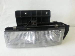 95-97 98 99 00 01 02 03 04 05 CHEVY ASTRO LEFT DRIVER HEADLIGHT LIGHT J3-147208 - Picture 1 of 2
