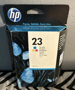 Nuevo cartucho de tinta tricolor original HP 23 C1823D exp 2016 - Imagen 1 de 5