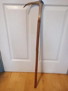 RUSTIC VINTAGE WALKING STICK ANTLER HORN HANDLE 33" - Picture 1 of 13
