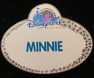 RARO LE ANTIGUO Pin Disneyland Resort CM DLR Miembro del elenco Nametag Minnie  - Imagen 1 de 2