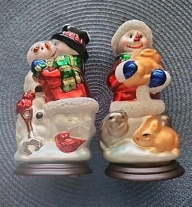 2 Thomas Pacconi Classic 6 in Snowmen Figurines Bunnies Cardinals - Picture 1 of 5