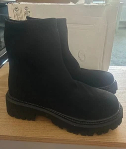 Ladies Size 6 Black Chunky Sock Boots New - Picture 1 of 3