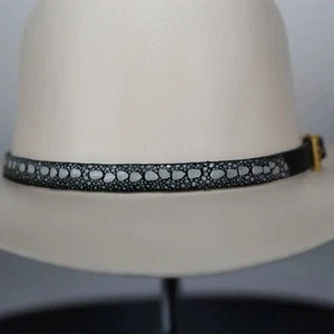 Stingray Sombrero de Vaquero Banda Negro Chapado en Oro Juego de 3 Hebillas Hecho a Mano 26” - Imagen 1 de 2