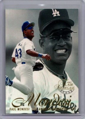 1997 Flair Showcase #43 Raul Mondesi - Image 1 of 2
