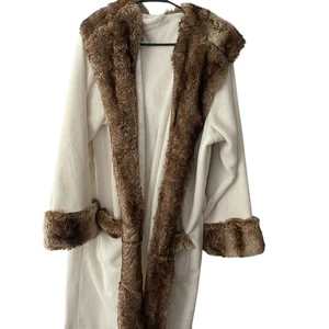 POTTERY BARN Faux Fur Hooded Bath Robe Size Large Cream - Picture 1 of 6