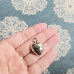 Vintage Silver Heart Pendant - Picture 1 of 4