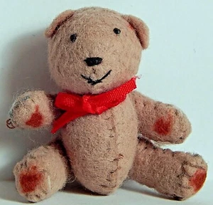 VINT HANDCRAFTED LITTLE TEDDY BEAR SITTING BROWN - Picture 1 of 5