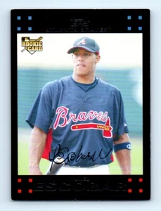 2007 Topps Updates & Highlights Yunel Escobar RC Atlanta Braves #UH172 - Picture 1 of 2