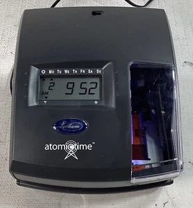 LATHEM True-Align Atomic Time Clock 1600E w/AC Adapter No Key - Photo 1/5